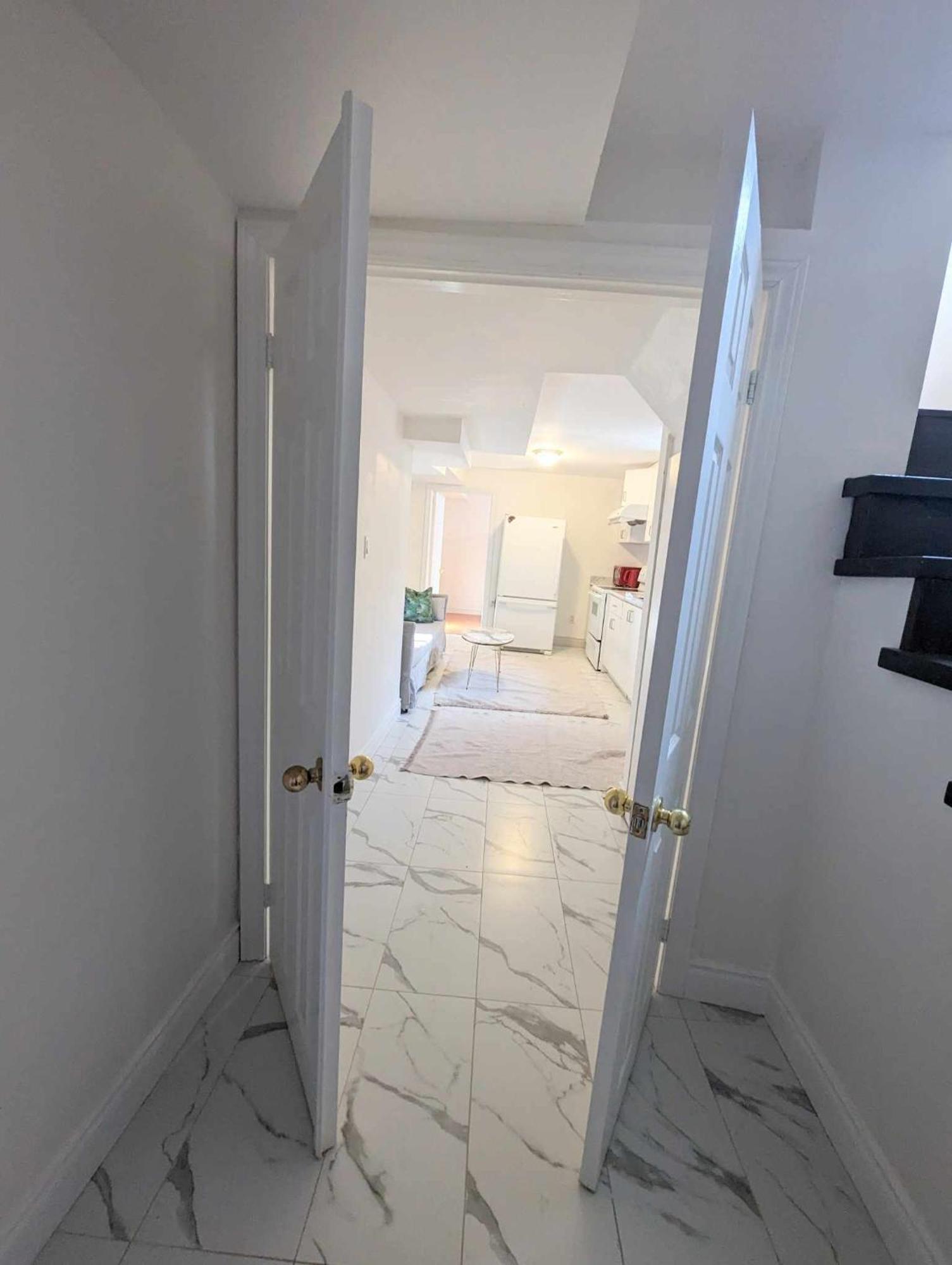 Wonderland Apartment - 6 Min By Walking Vaughan Dış mekan fotoğraf